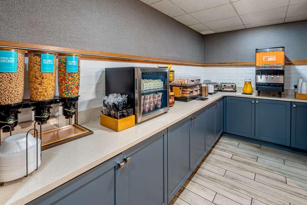 Hampton Inn & Suites Nashville-Vanderbilt-Elliston Place Restaurant foto